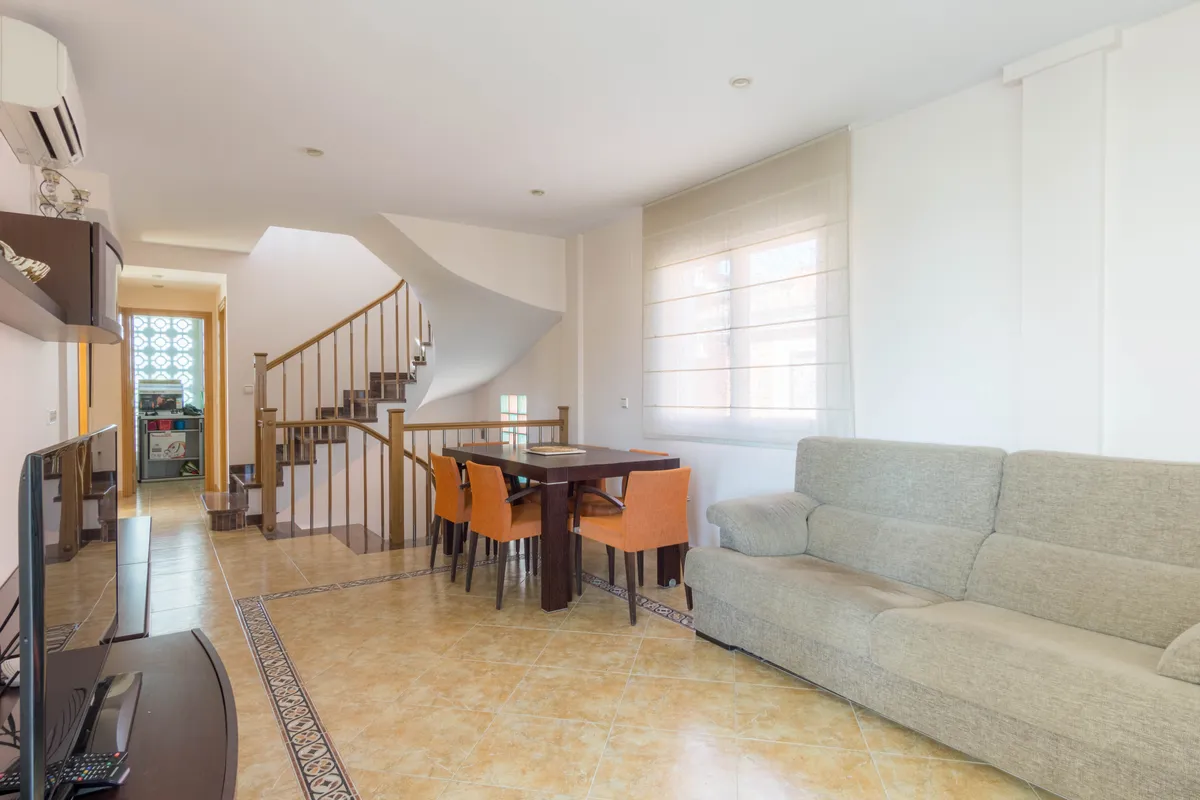 VILLA MIRAMAR 42 3