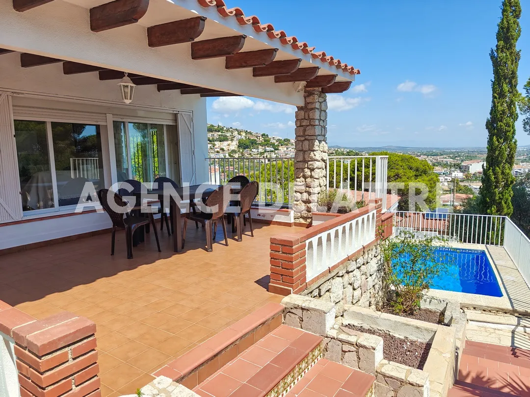 VILLA ANTONIA 4
